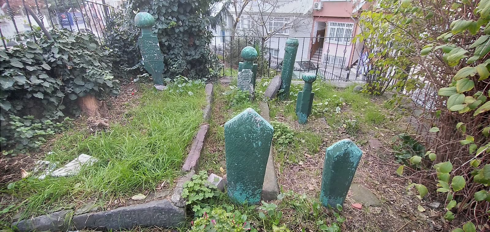 Aşıklar Mezarlığı