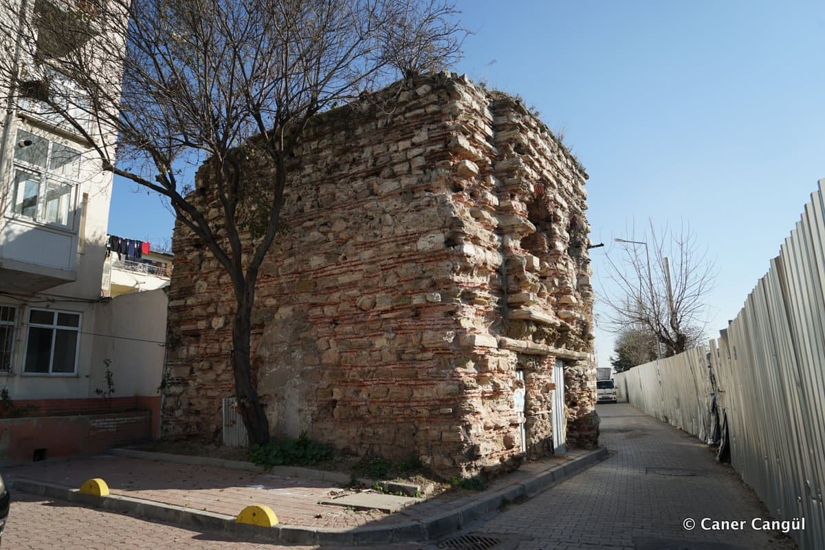 Alişan Sokak Fenerli Oda