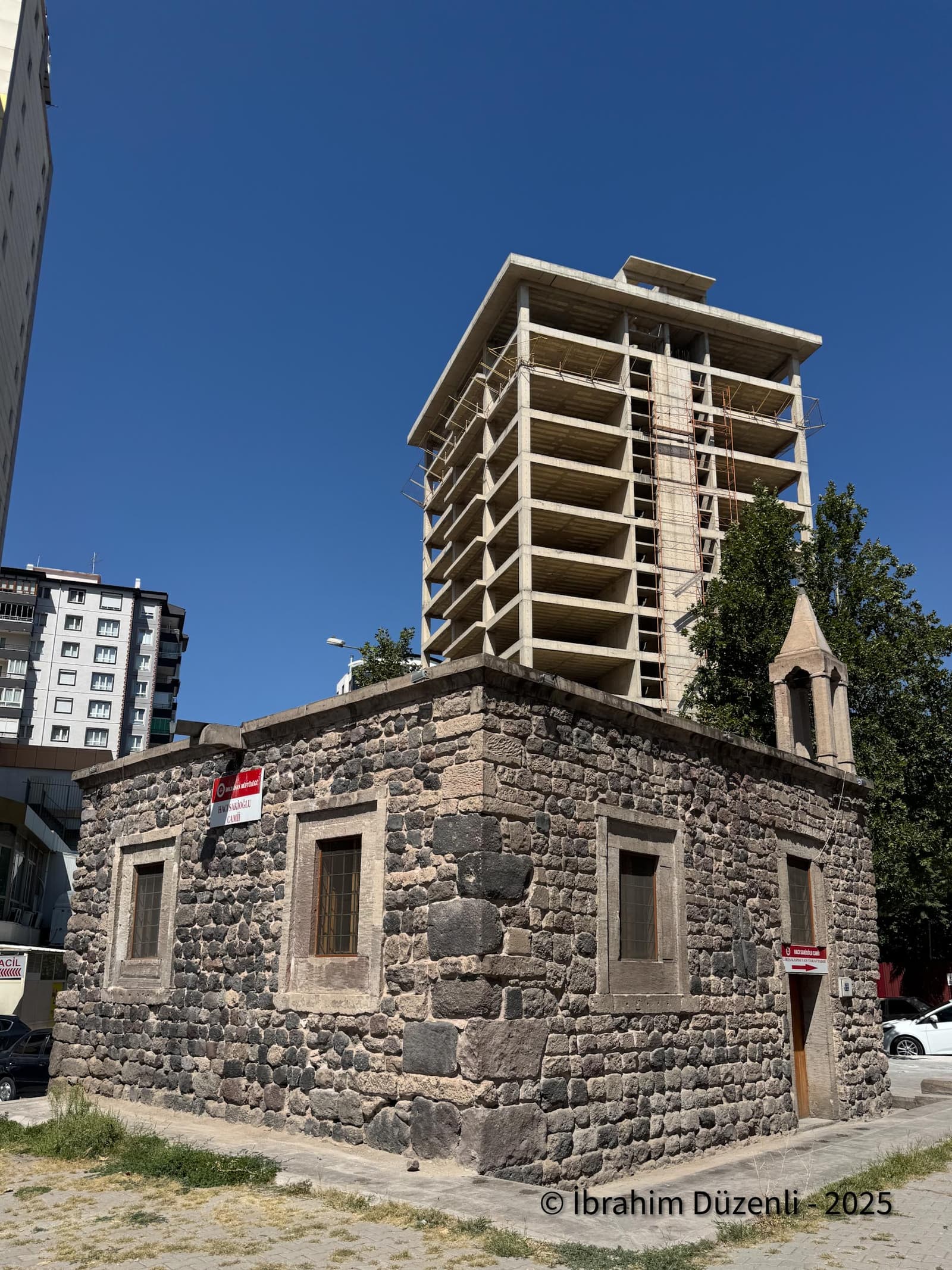 Hacı Sakioğlu Camii