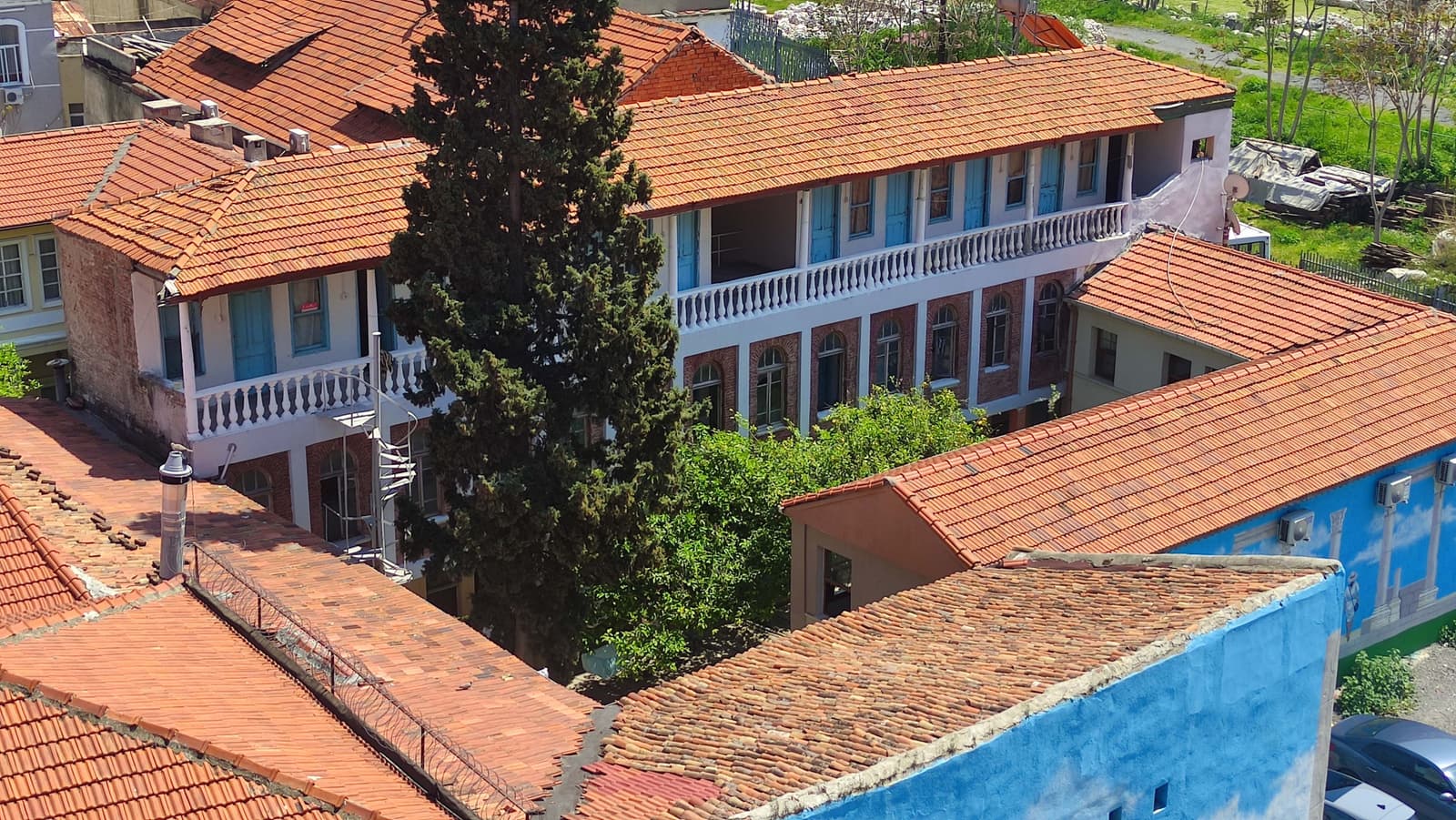 Kortejo, Manisa Akhisar Oteli