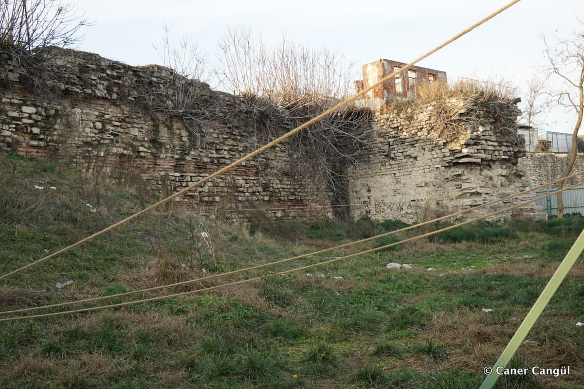 Marmara Surları, 98. Kule