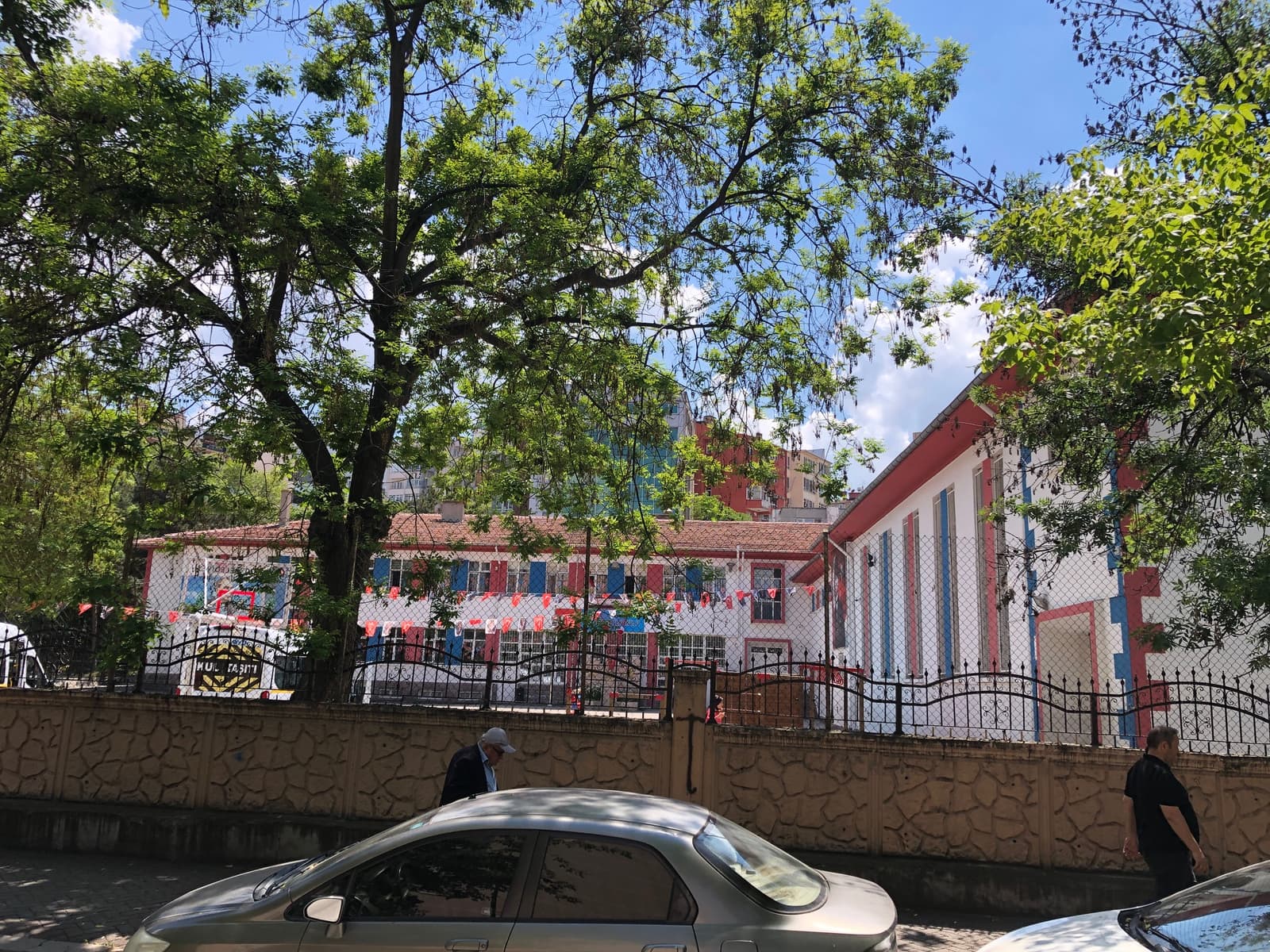 Sarar İlkokulu