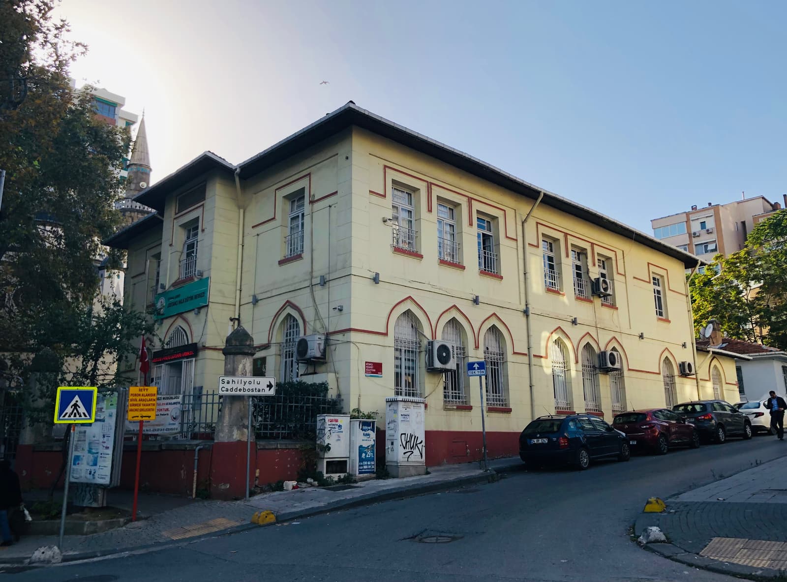 Bostancı Halk Eğitimi Merkezi Binası