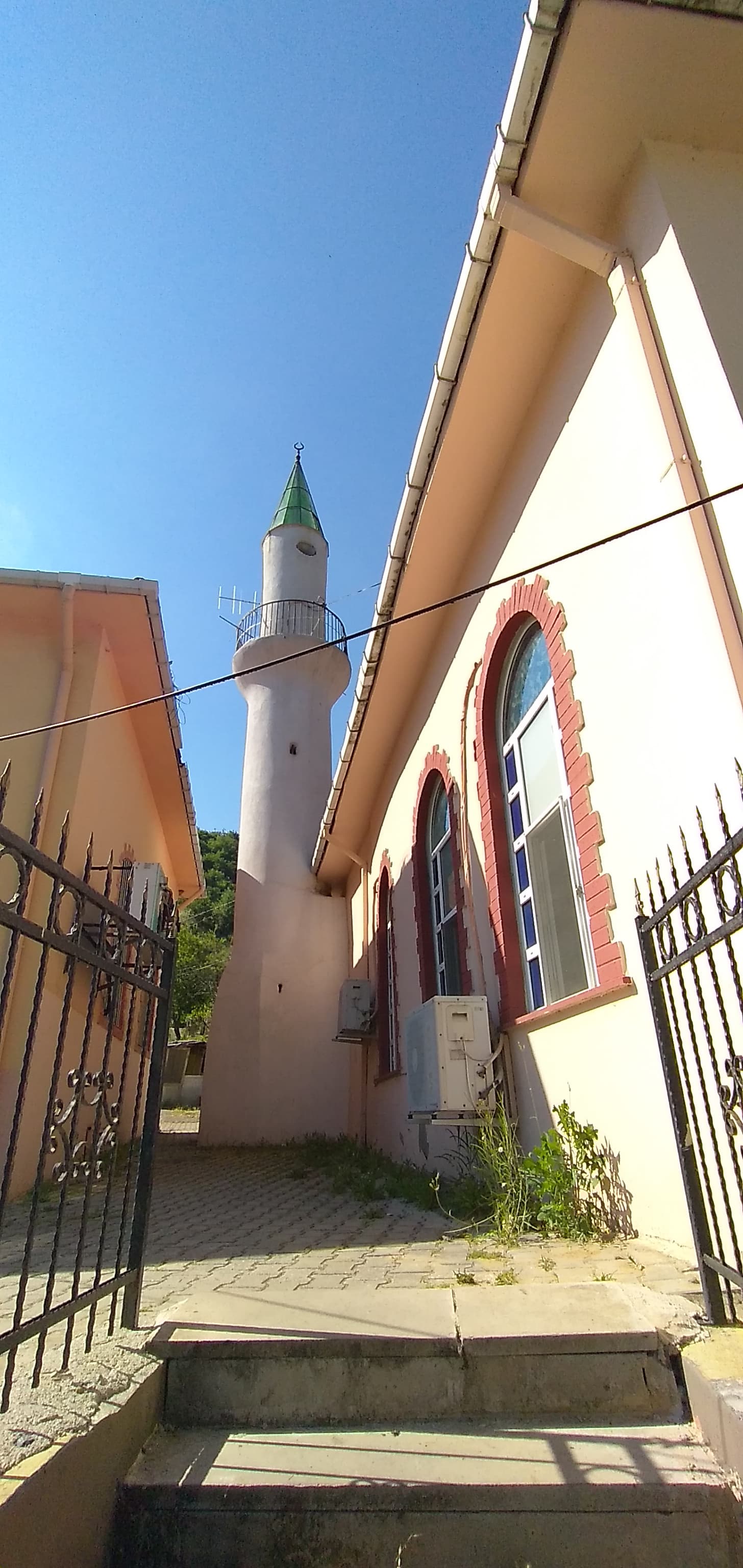 Molla Fenari Camii, Dereseki