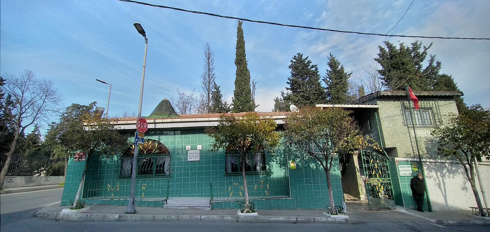 Cura Baba Türbesi