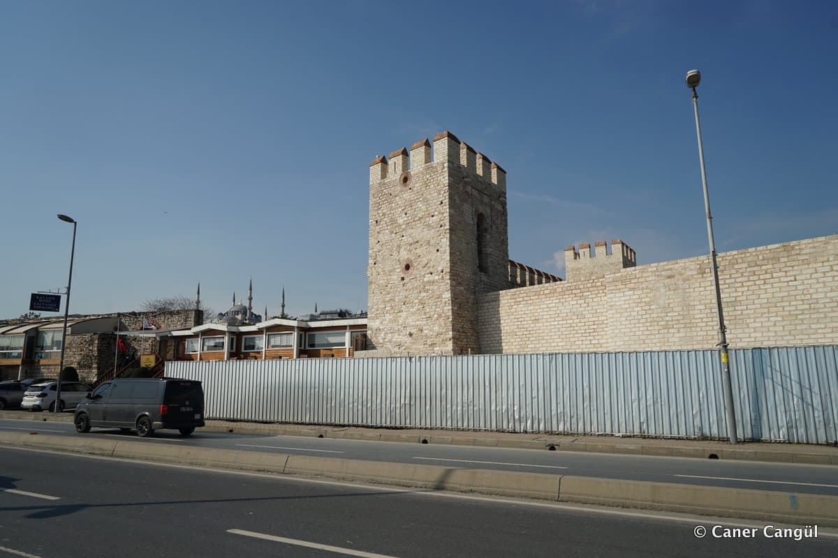Sur-i Sultani 1. Burç