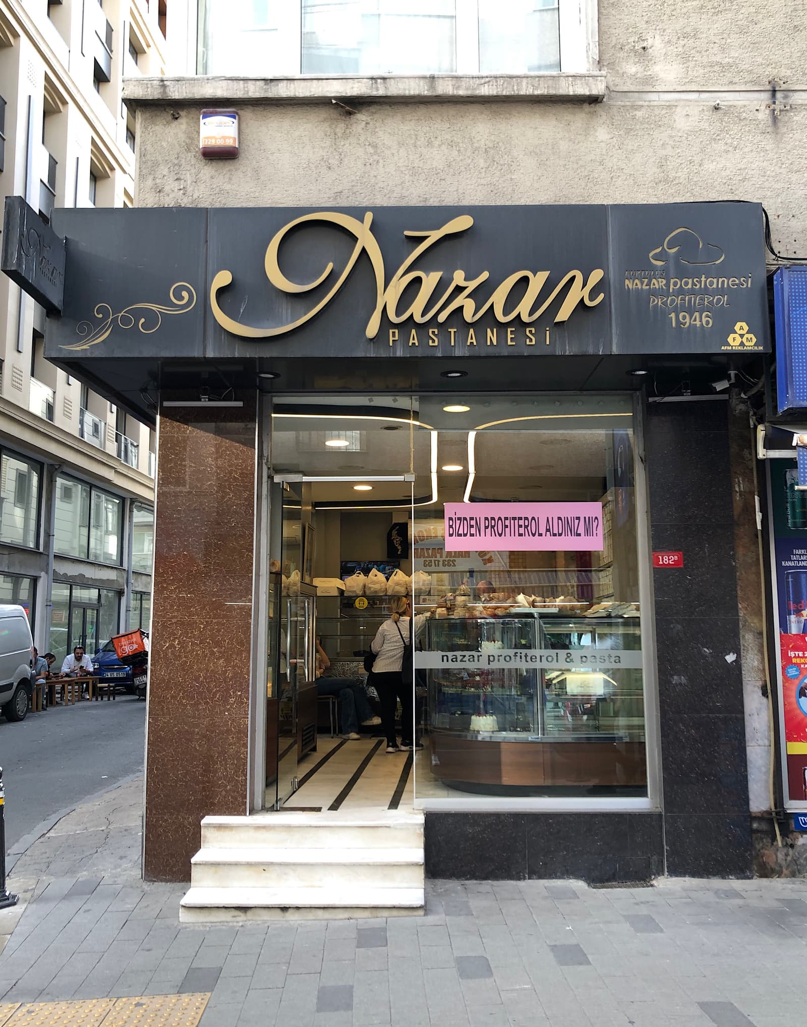 Nazar Pastanesi