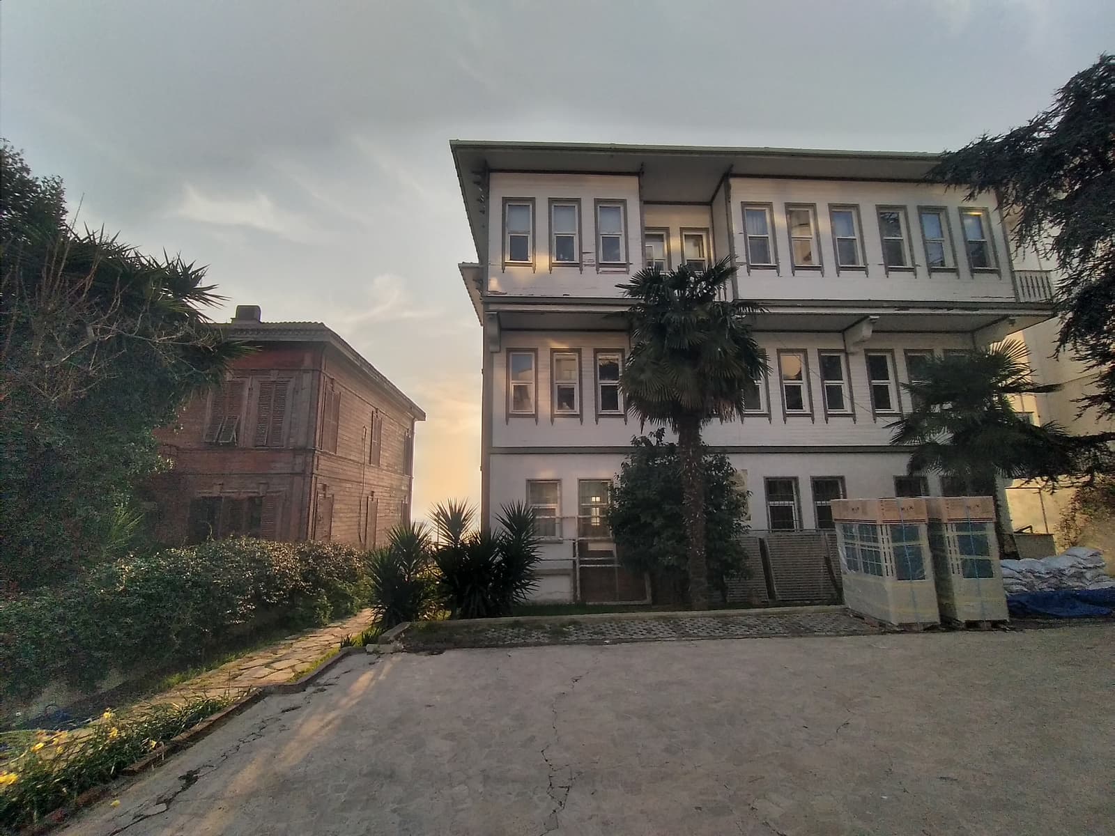 Hüsamettin Bey Yalısı