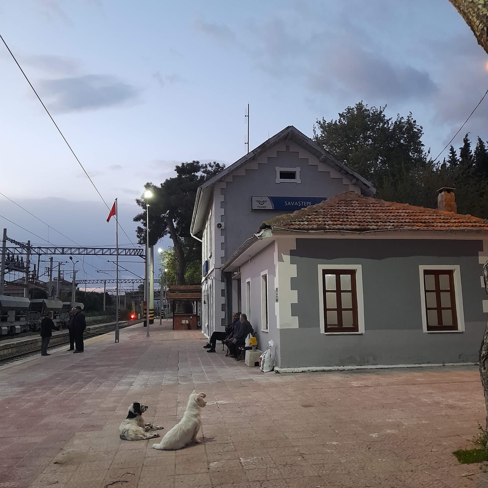 Savaştepe Tren İstasyonu