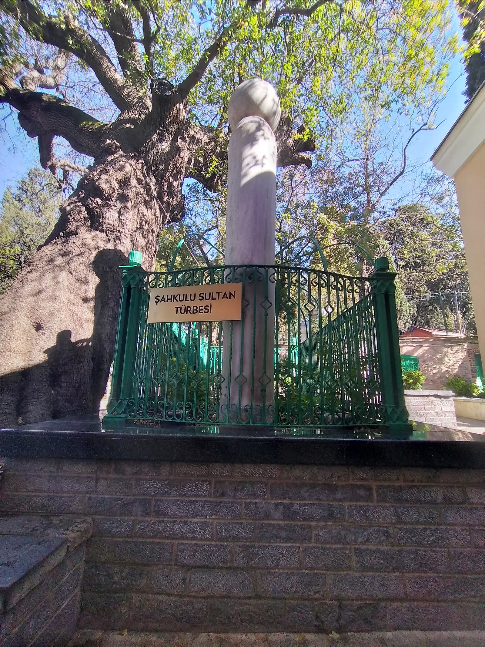 Şahkulu Sultan Türbesi