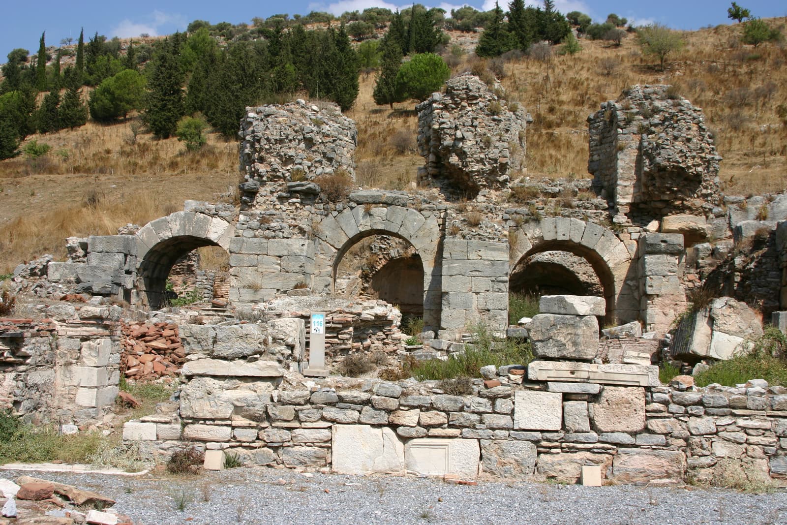 Yukarı Gymnasion / Devlet Agorası Hamamları