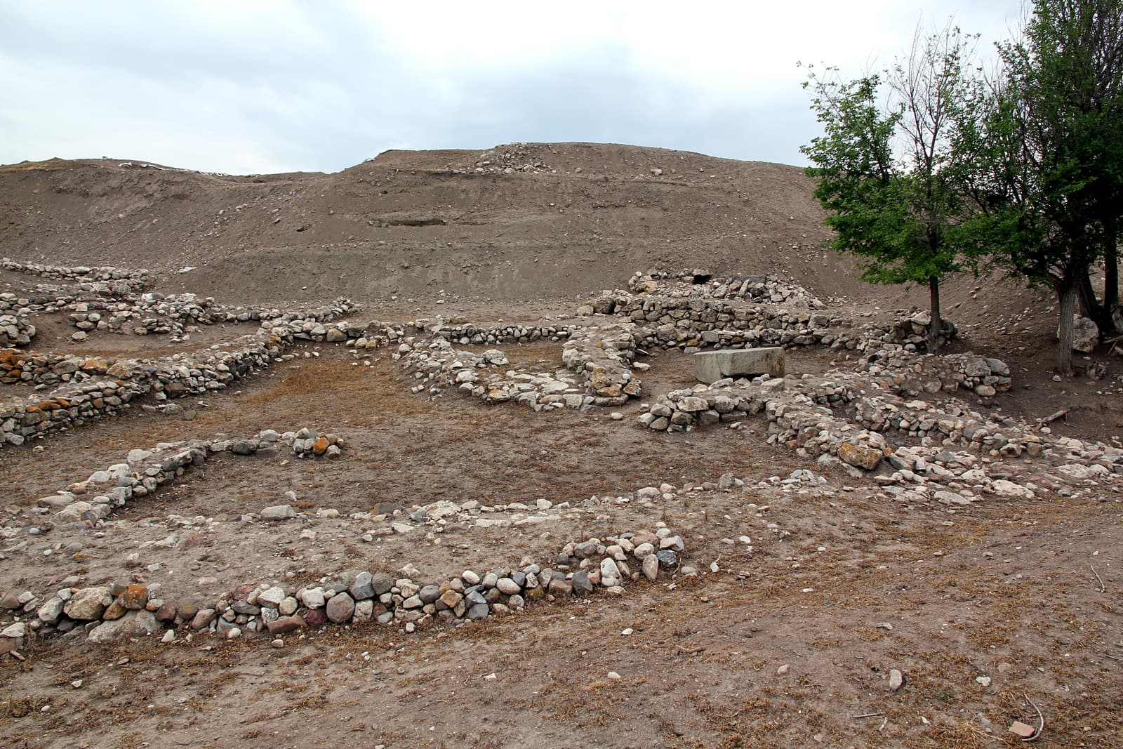 Eskiyapar Höyüğü