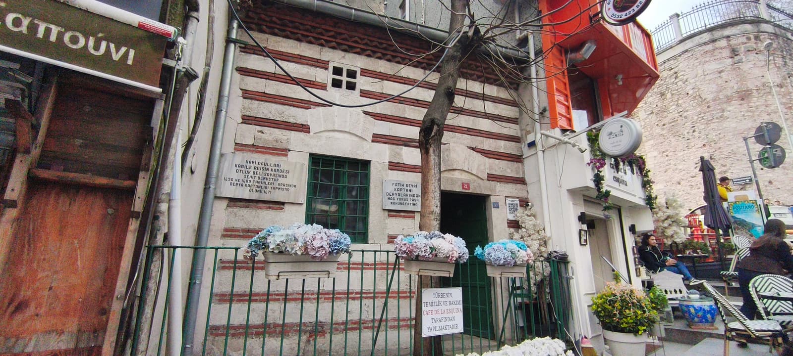 Has Yunus Paşa Türbesi