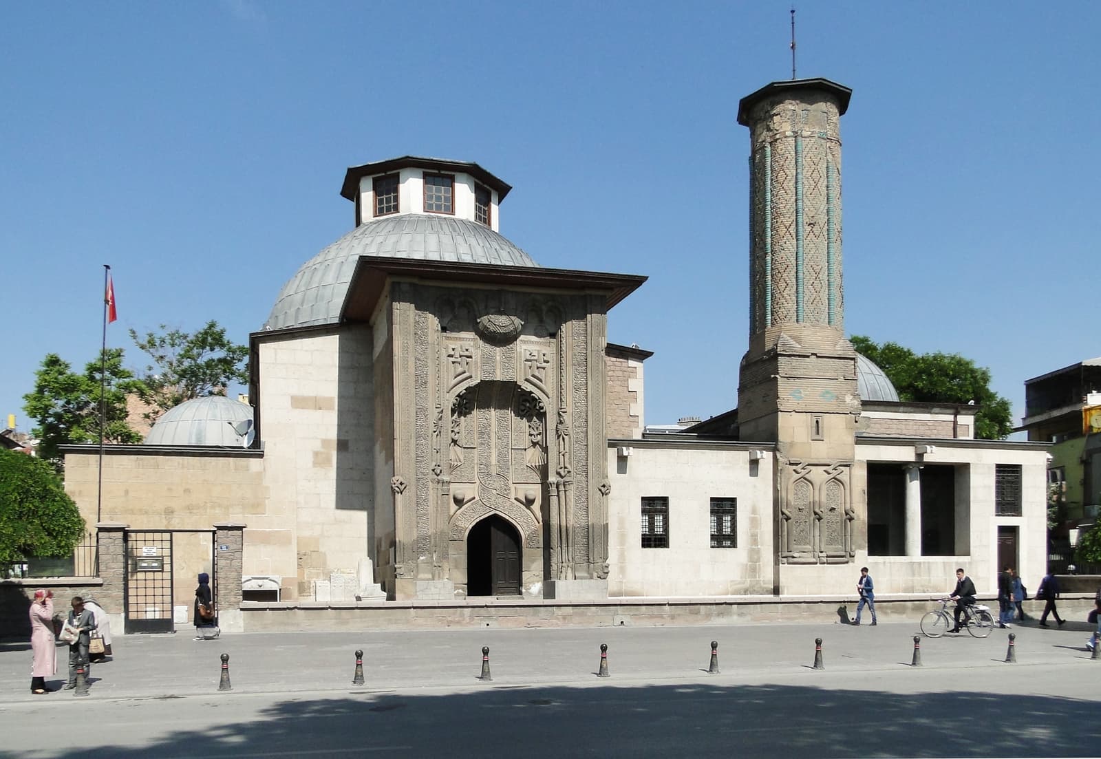 İnce Minareli Medrese
