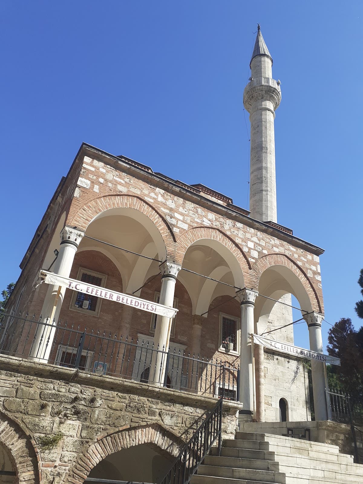 şadırvan of Cihanoğlu Mosque