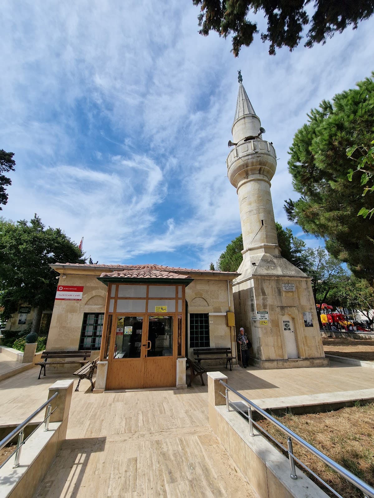İbn-i Benah Kabri