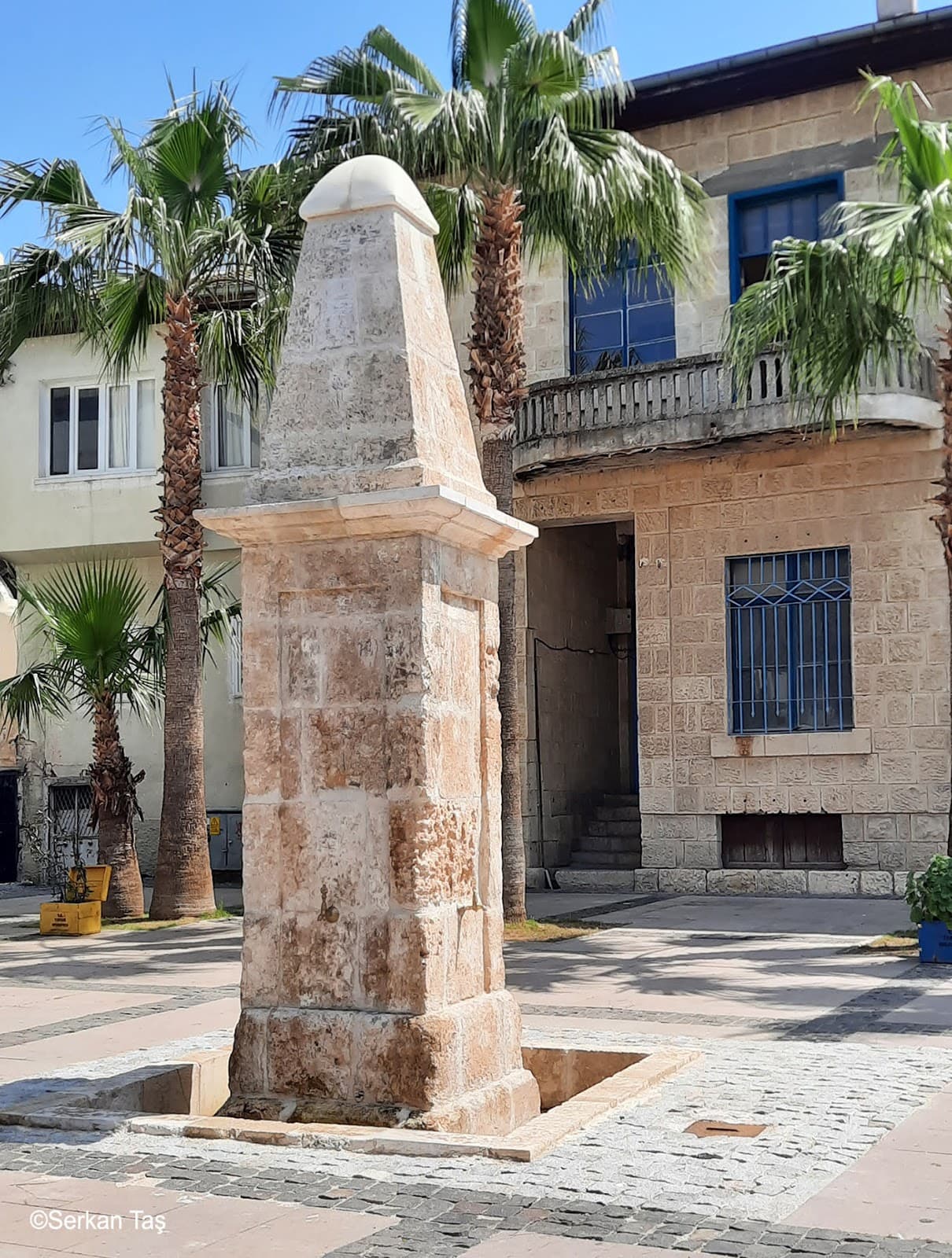 Meydan Çeşmesi