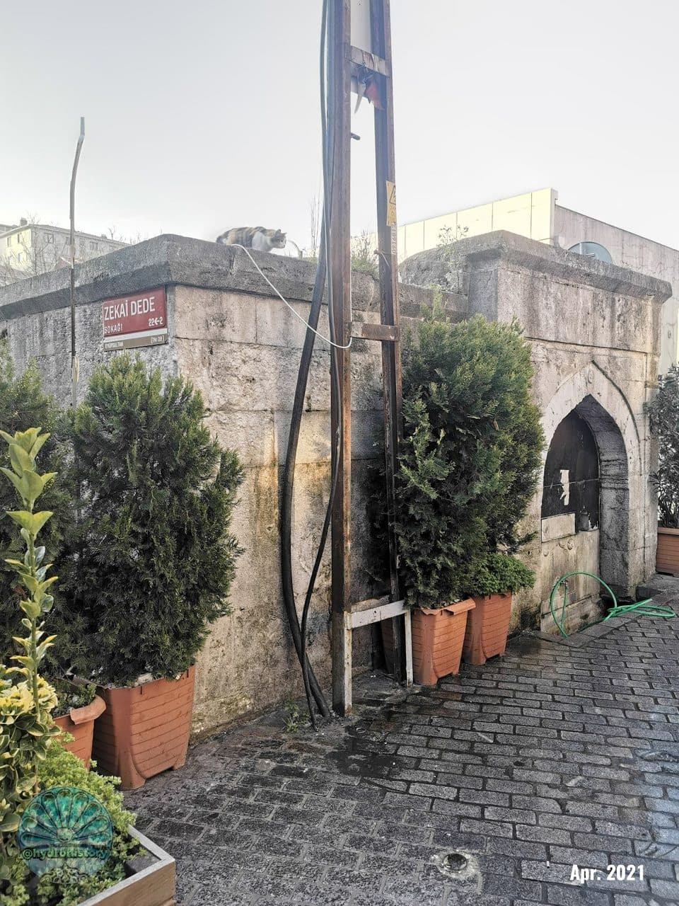Koca Yusuf Efendi Çeşmesi (Düğmeciler)