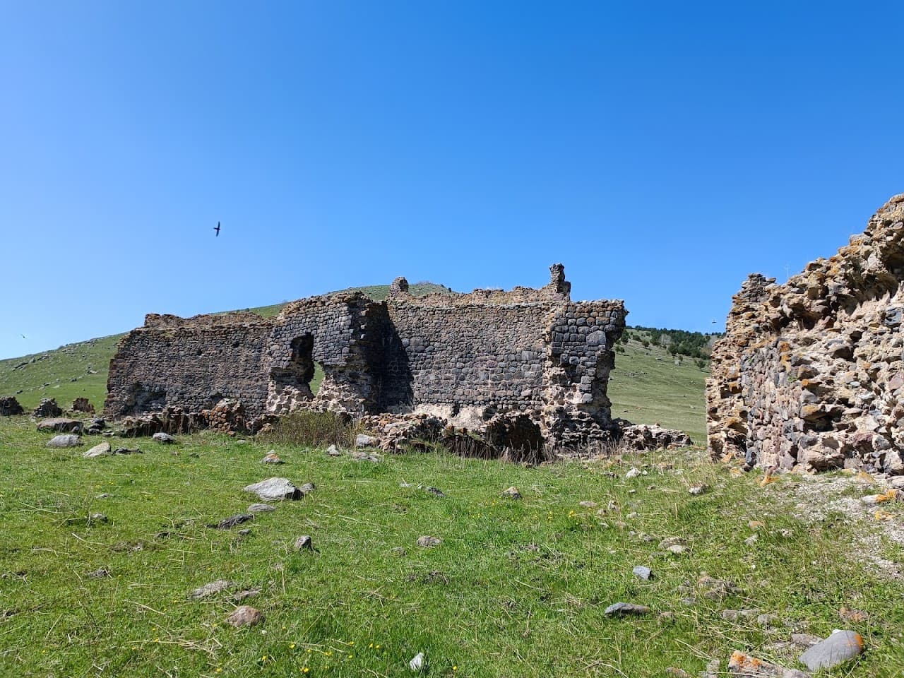 Kırnav Kalesi