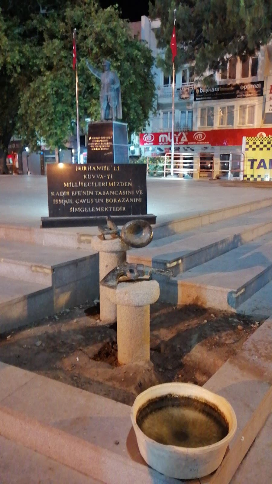 Bağımsızlık Savaşı Yararlılık Anıtı