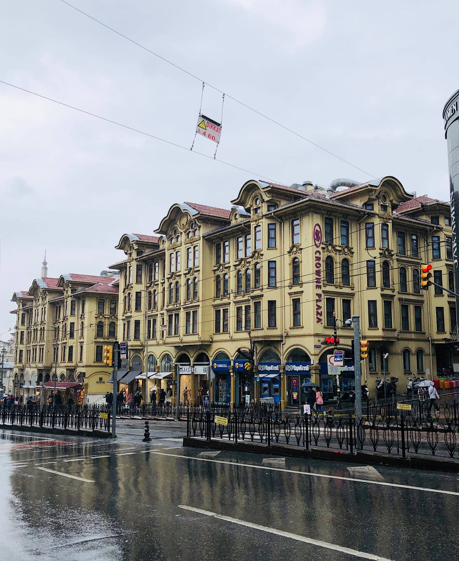 Tayyare Apartmanları