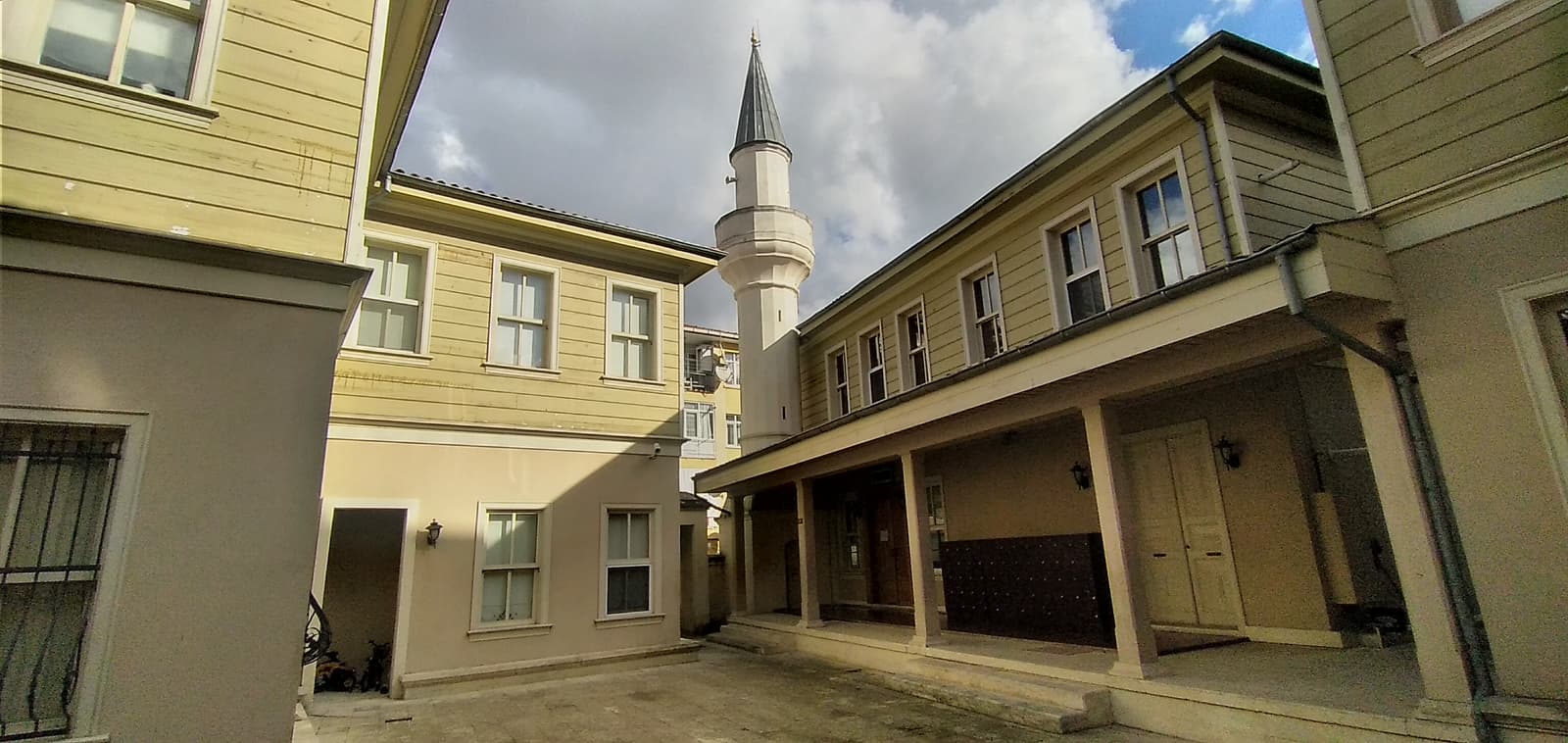 Nalçacı Halil Camii