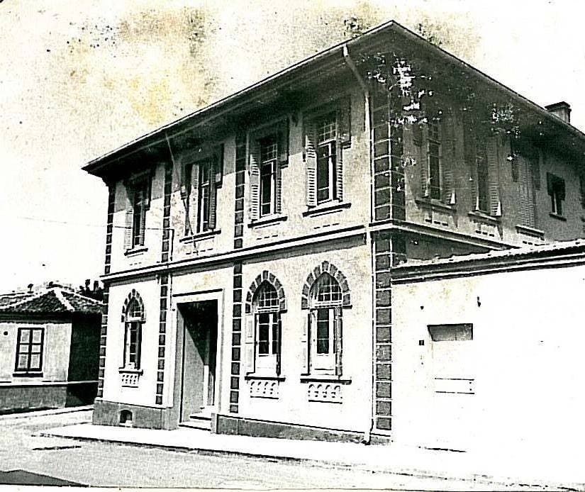Manisa Halkevi Binası