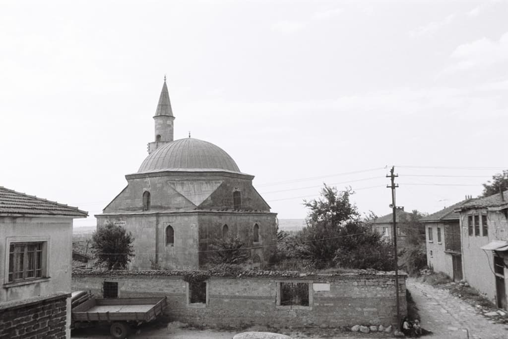 Kuşçu Doğan Camii