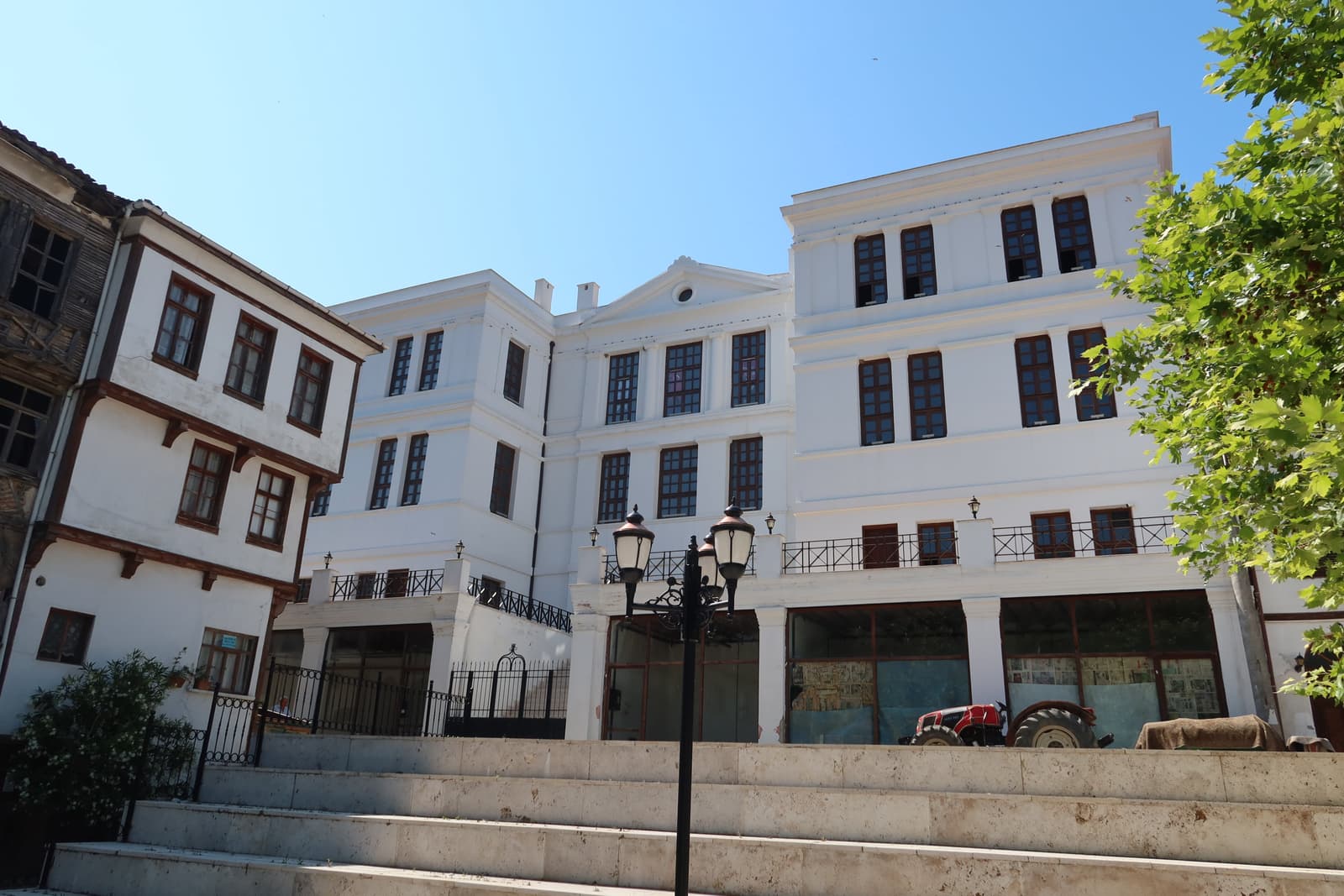Tirilye Taş Mektep