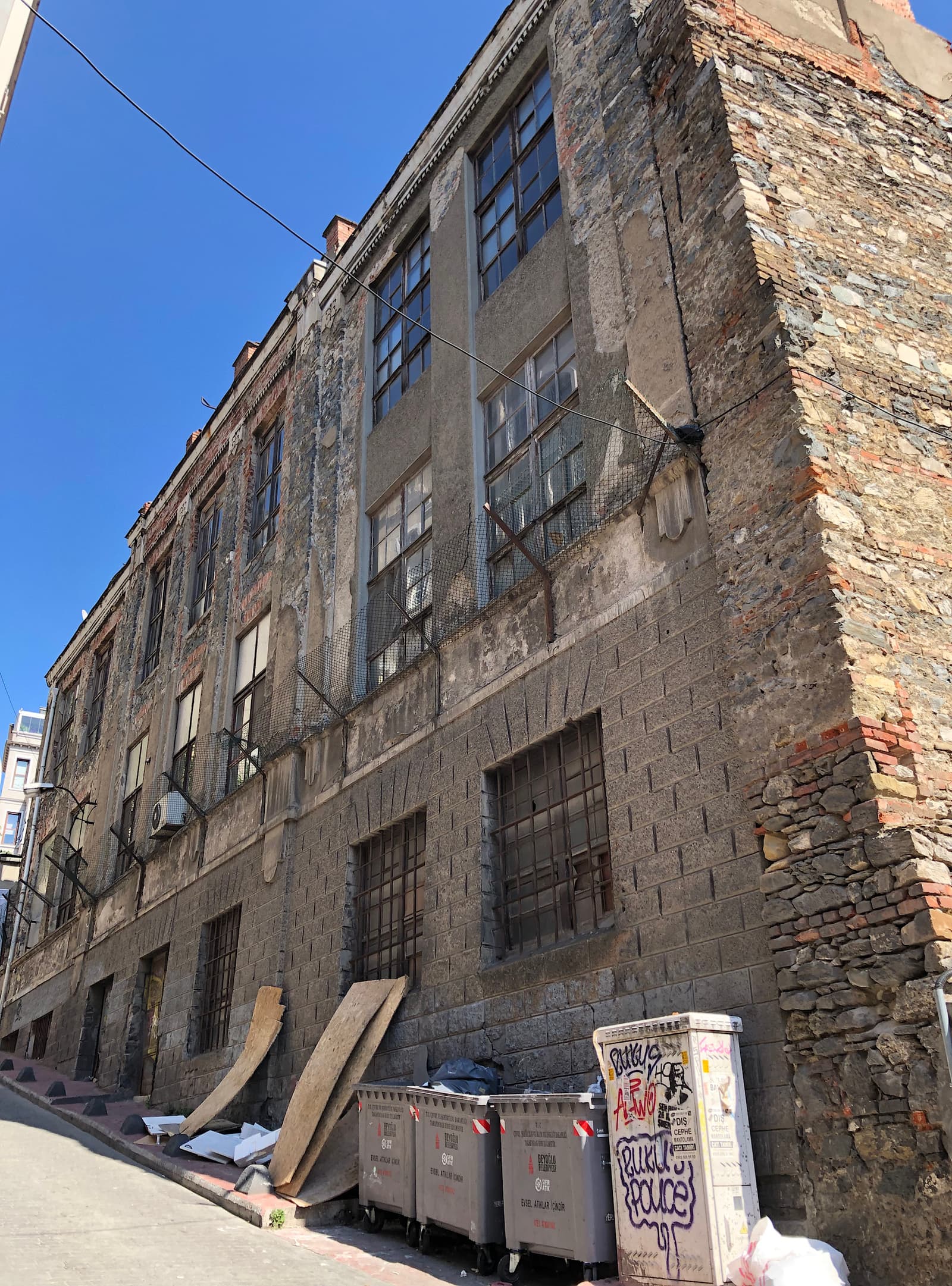 Merkez Rum Kız Okulu