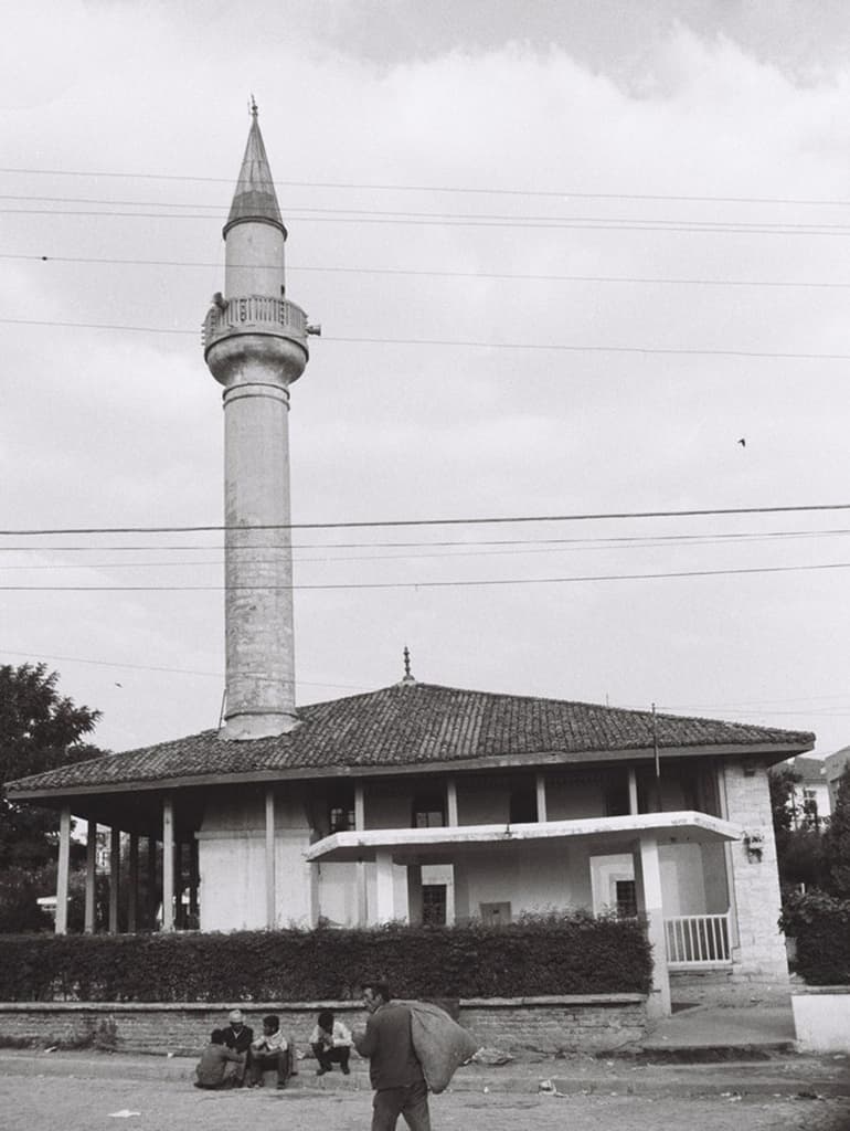 Çorumi Mustafa Bey Camii
