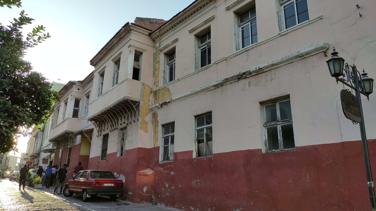 Uşaklıgil Köşkü, Basmane