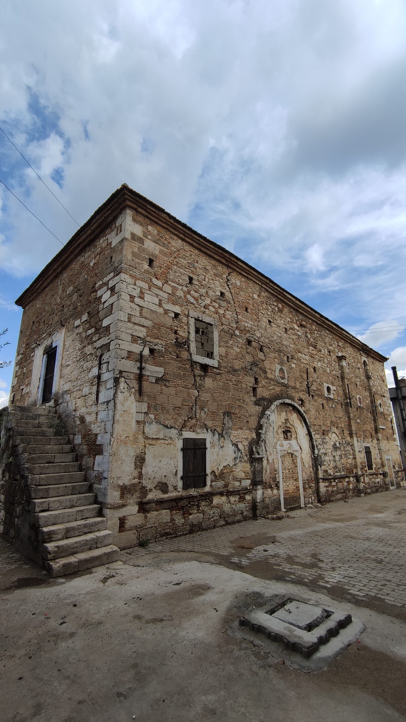 Mursallı Taksiyarhis Kilisesi