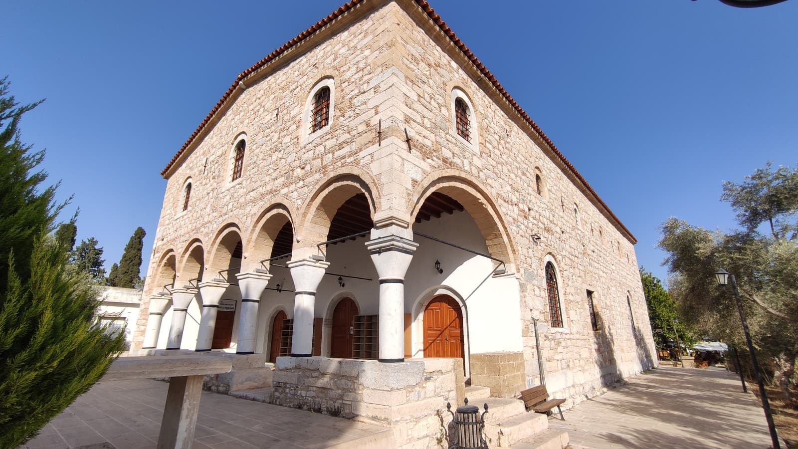 Hisarbey Kilise Camii