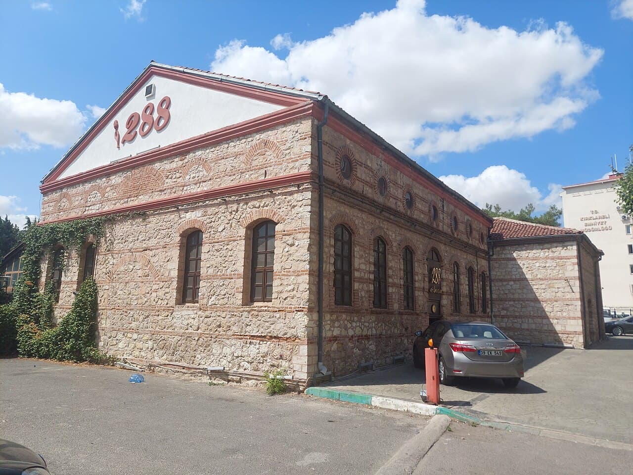 Eski Buzhane Binası, Kırklareli