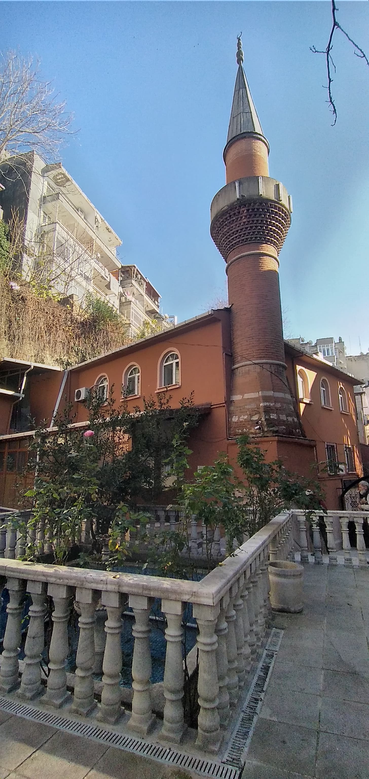 Havuzlu Camii