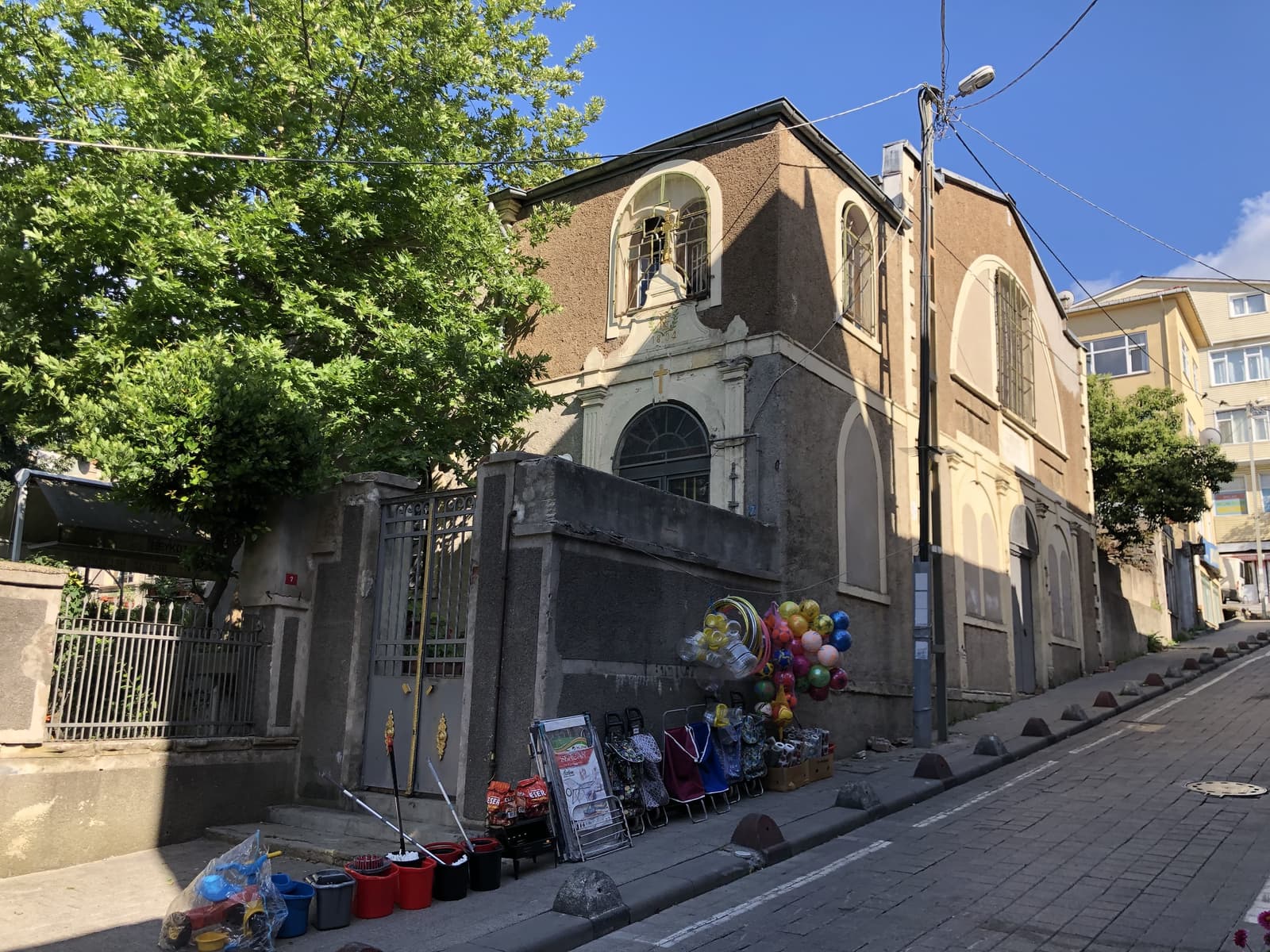 Ayios Kostantinos ve Ayia Eleni Rum Ortodoks Kilisesi