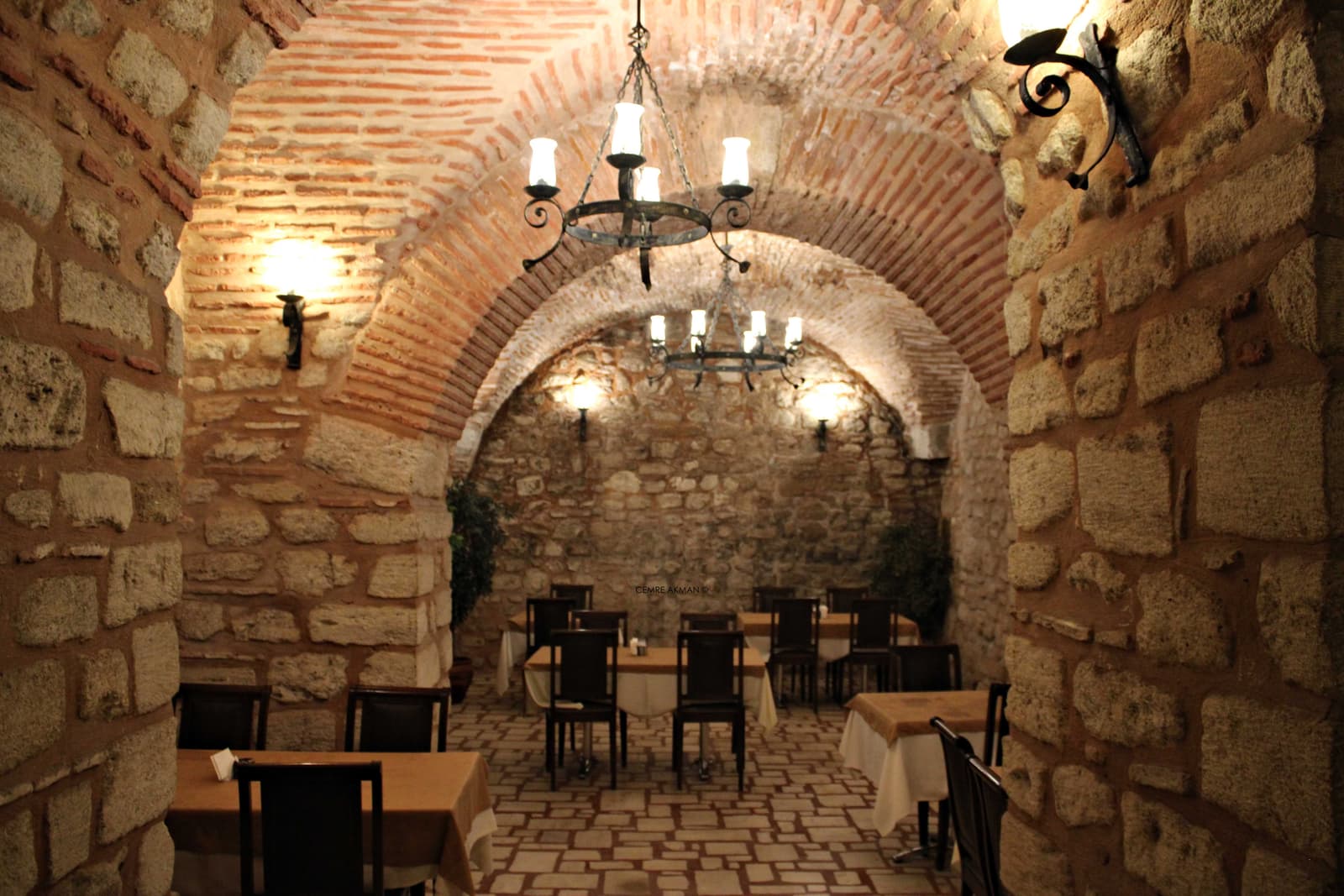 History Otel Altındaki Altyapı