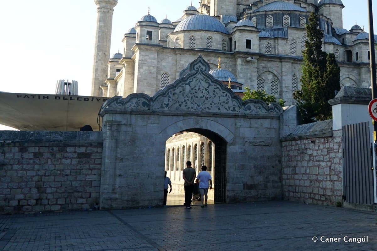 Çorbacı Kapısı