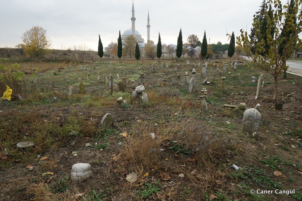 Yeniimaret Osmanlı Mezarlığı