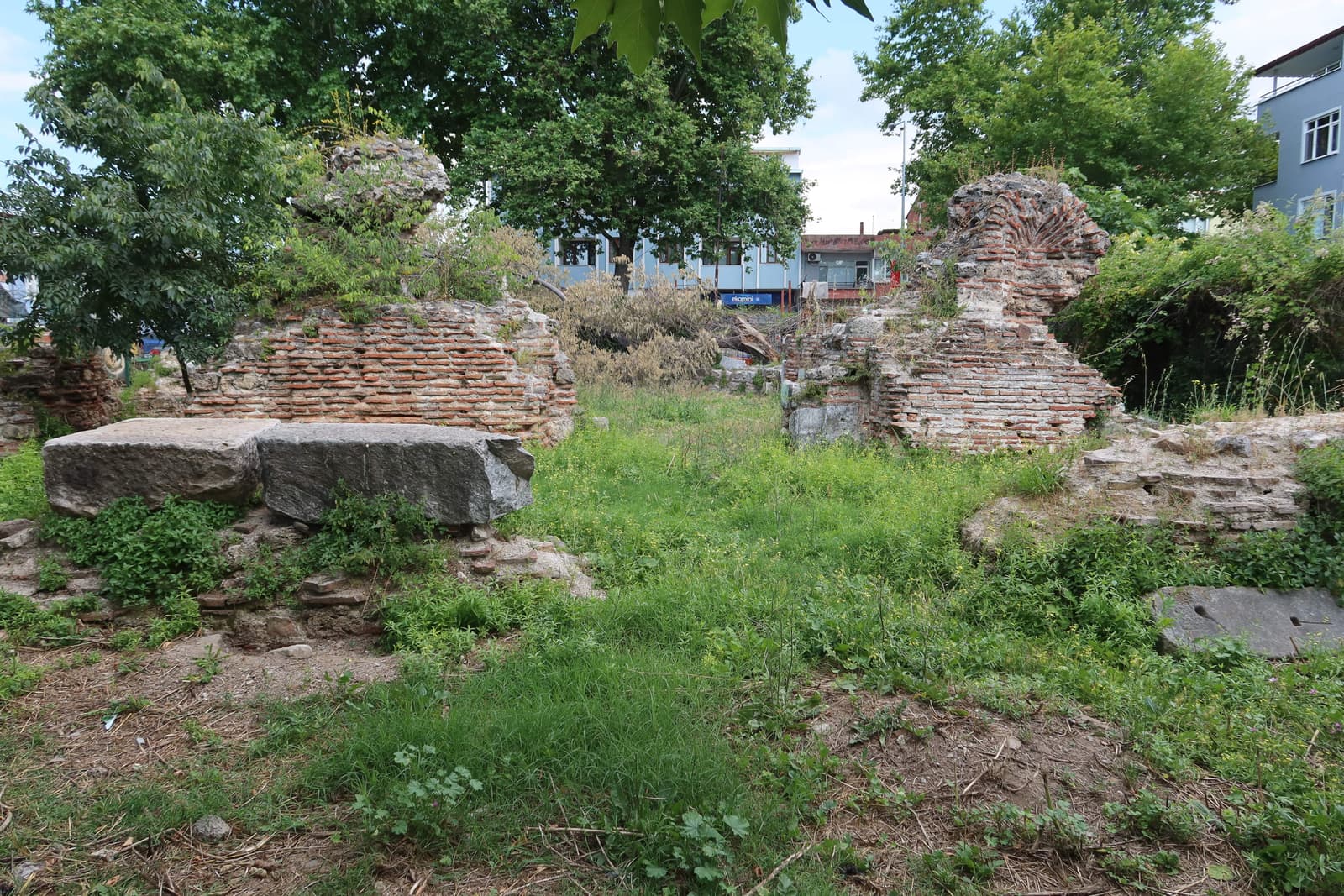 Hagios Tryphonos Kilisesi