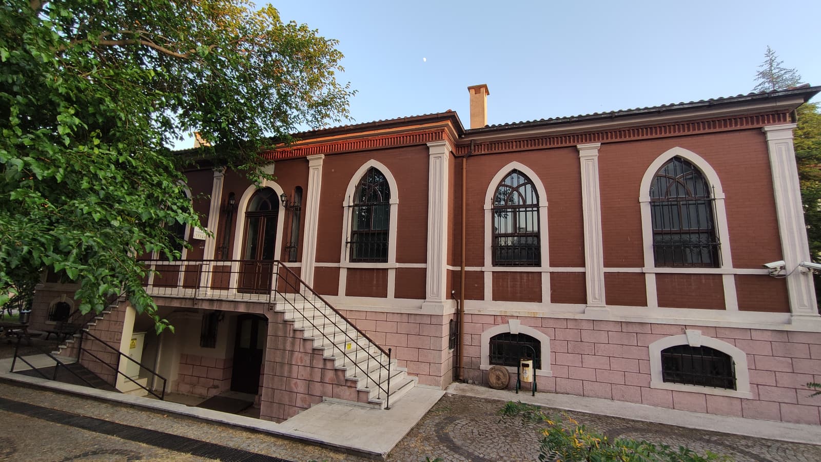 Nedime Hanım Kız Okulu