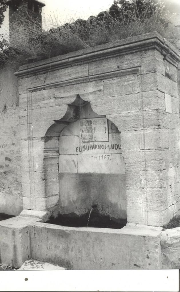 Hüsrev Kethüda Çeşmesi
