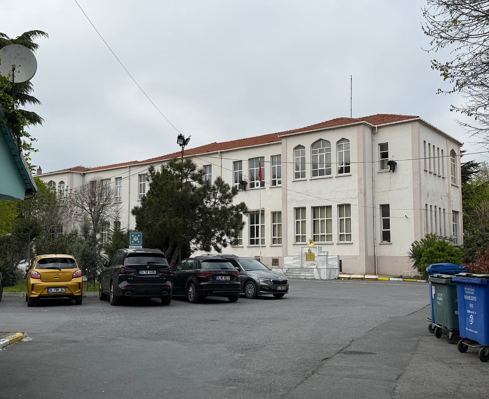 Selçuk Kız Sanayi Mektebi