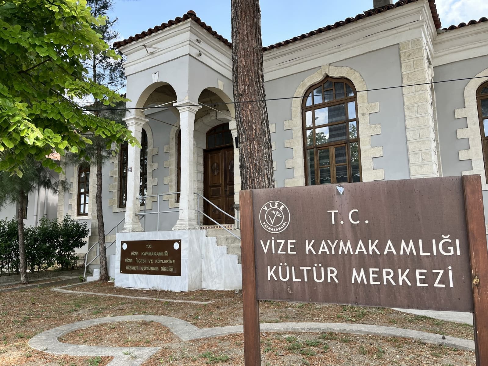 Vize Pratik Kız Sanat Okulu Binası