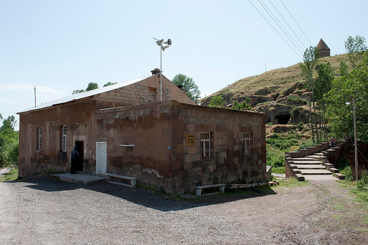 Harabeşehir Camii