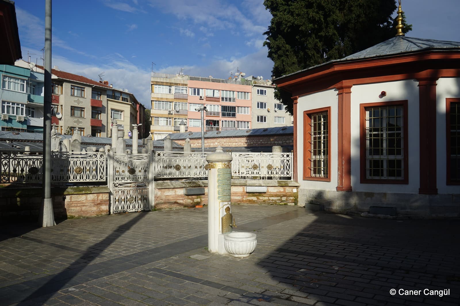 Hacı Beşir Ağa Sütun Çeşmesi