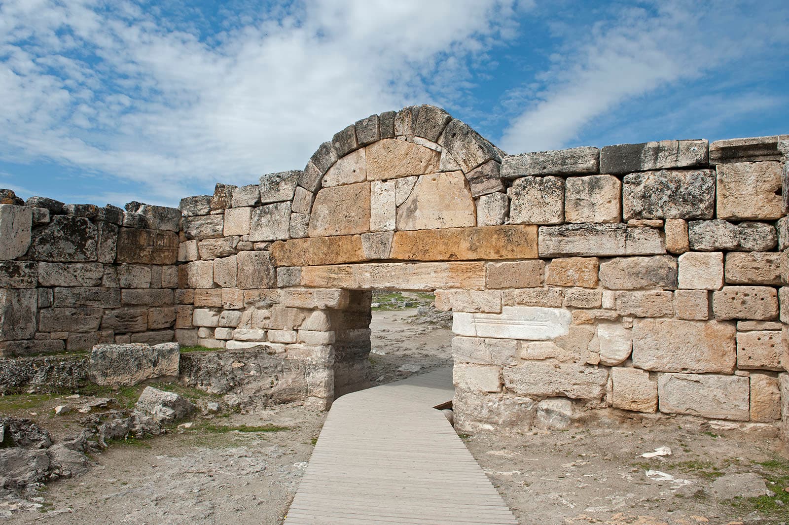 Hierapolis Güney Bizans Kapısı