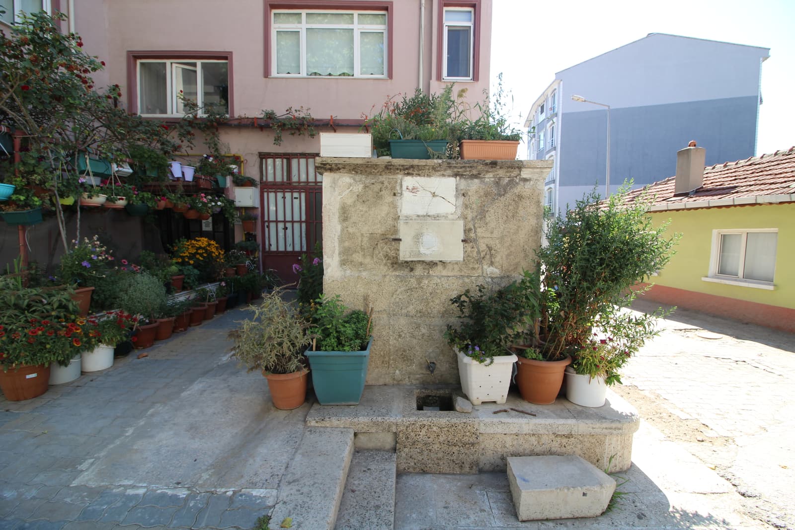 Solak Hacı Ali Ağa Çeşmesi